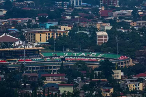 "تم تجديده مؤخرًا".. جولة في ملعب مباراة الأهلي وإيجل نوار البوروندي (صور وفيديو)